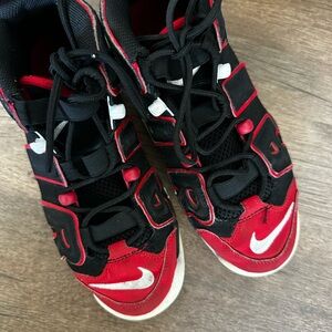 Nike Kids Black and Red Sneakers